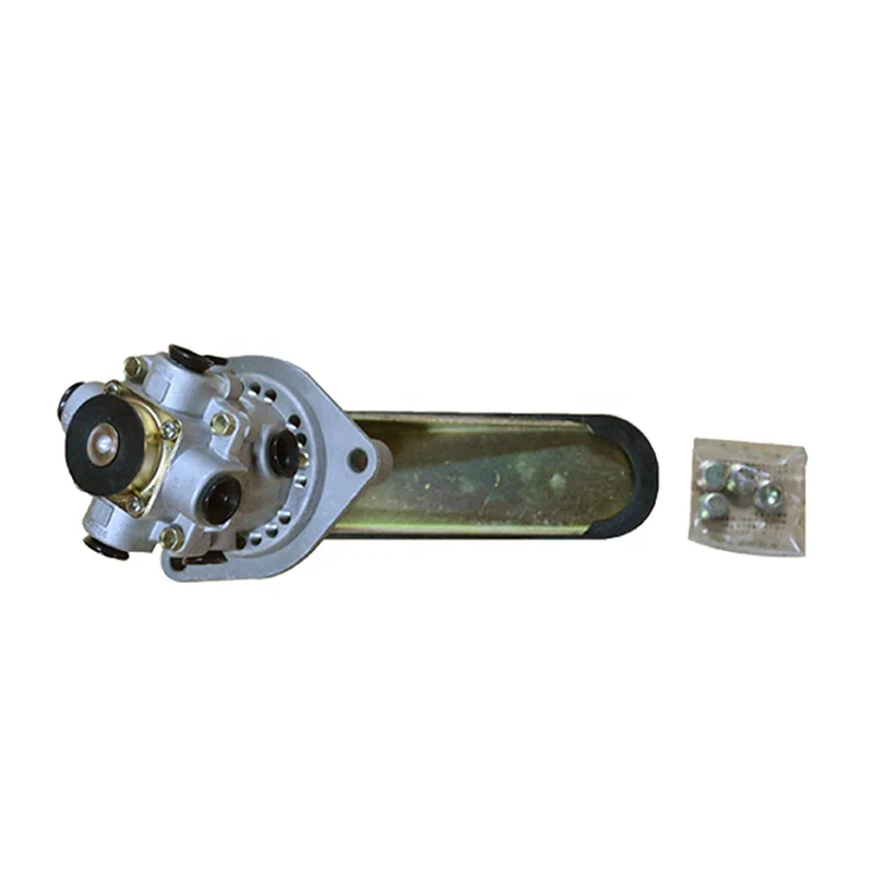 RF8 brake pedal valve 241-02904 MC-838211 MC889010 for CW520 FV413 FV415 FV515