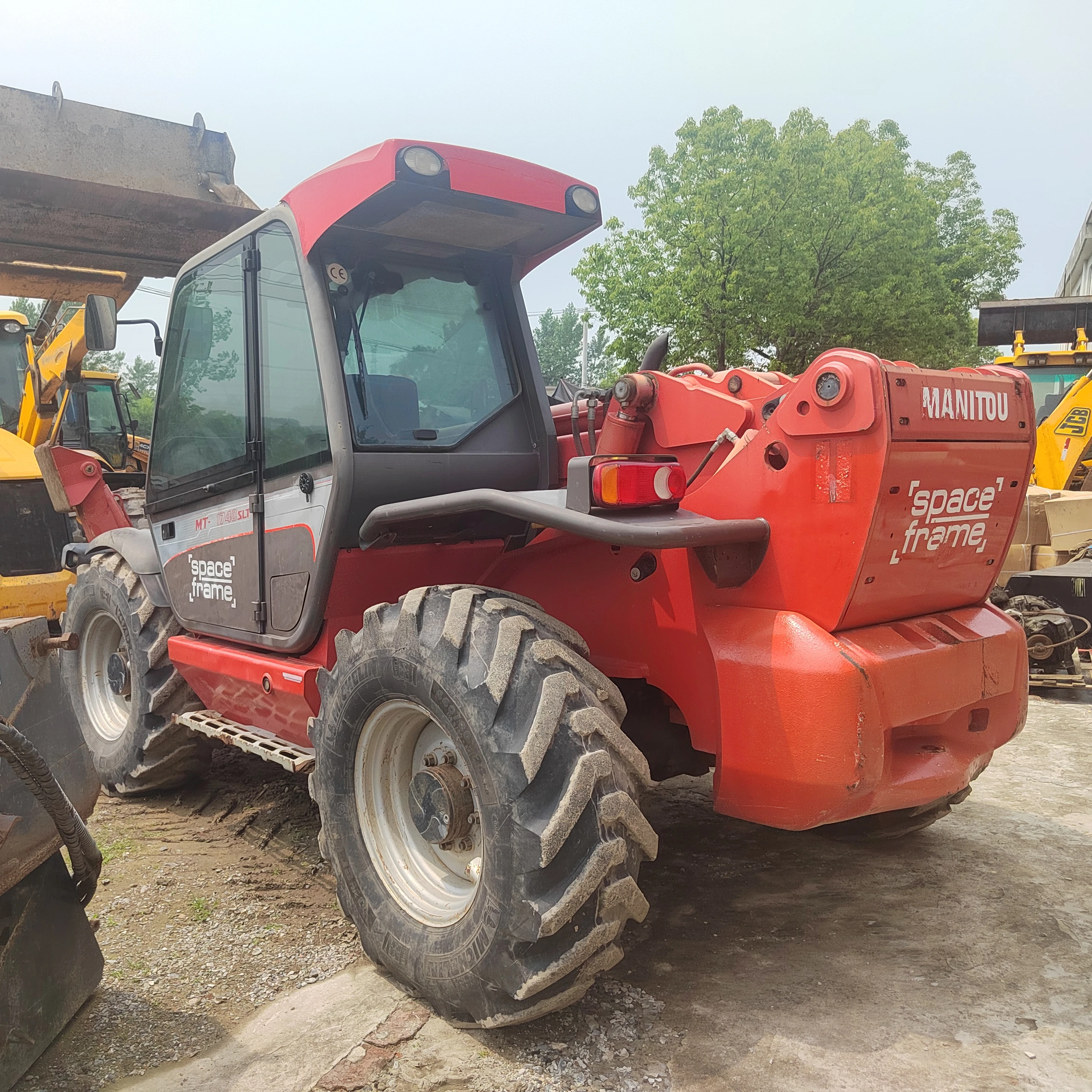 Вилочный погрузчик Manitou MT 1740 SLT telehander Подержанный оригинальный телескопический Mt1740 Slt Secondhand Jcb