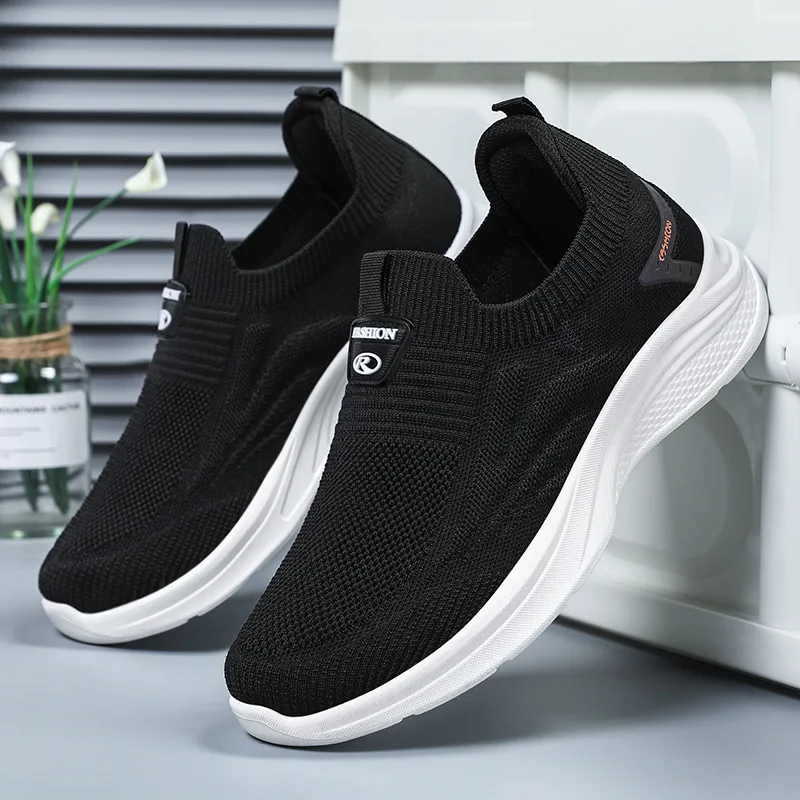 Wholesale Light Weight Breathable Mesh Running Sports Shoes In Stock Sneakers For Men