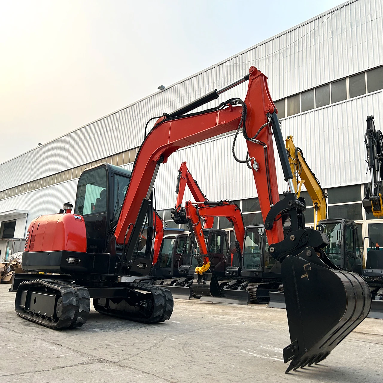 Hot Sale Excavator Model 6 Ton 8 Ton second hand Middle-sized  crawler Digger Mini Excavator With Dozer Blade