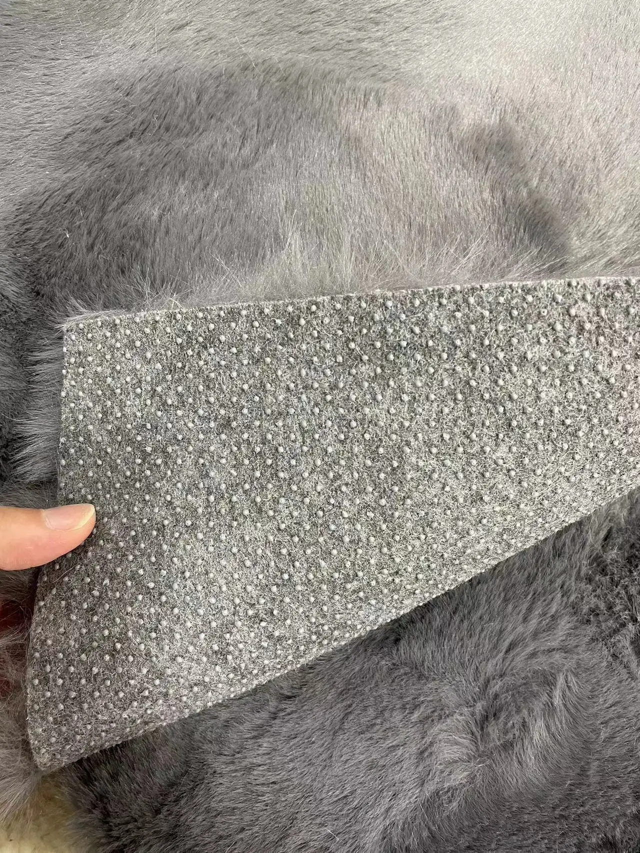 Faux Rabbit Fur Fabric For non slip felt anti slip backing for carpets fabric