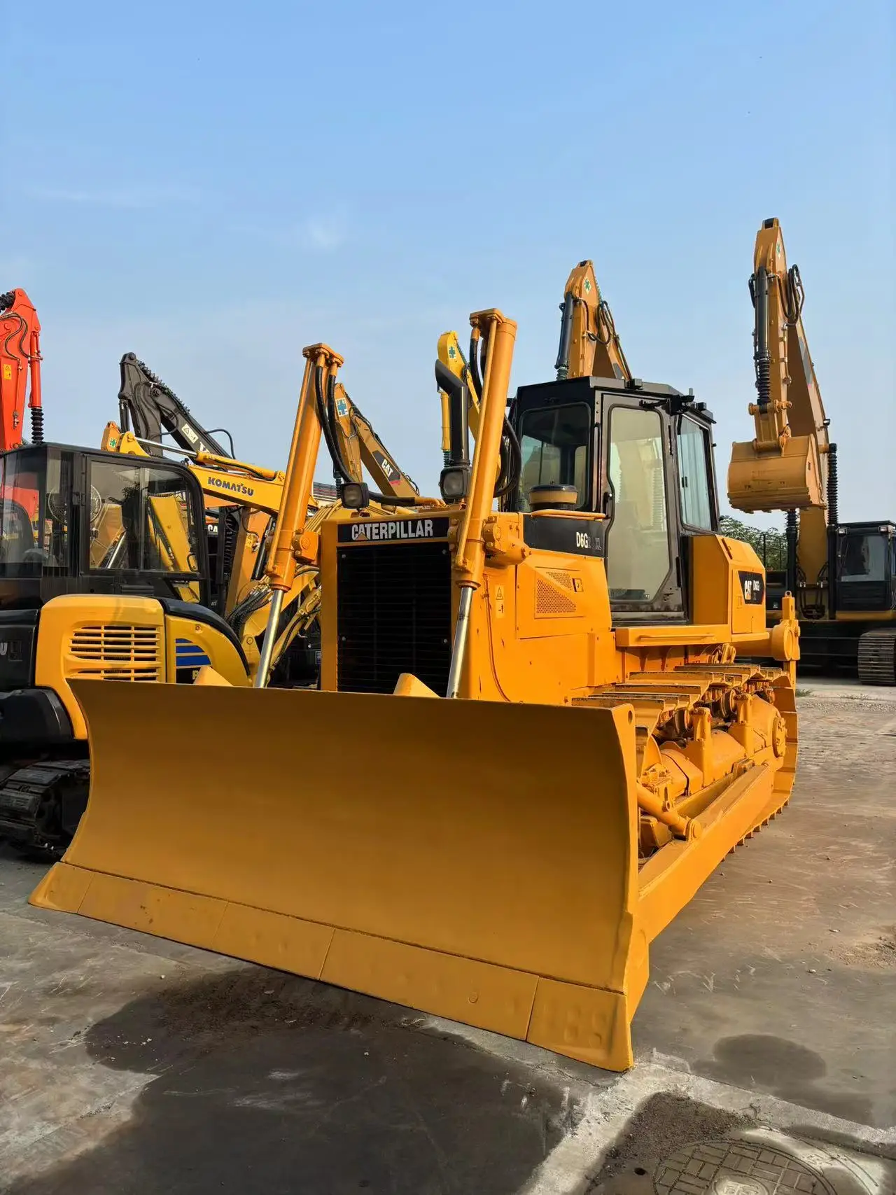 Sale/Used CAT D6G DOZER in low price D6G-2 D6D D6H D7G D8K  Crawler Bulldozers For Construction Works