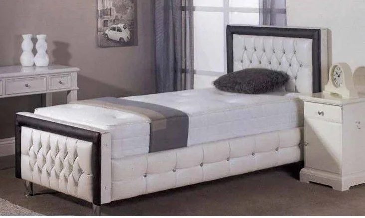 Girl Style Pink  Comfortable Faux Leather  Diamond Platform Bed Frame With Metal Legs