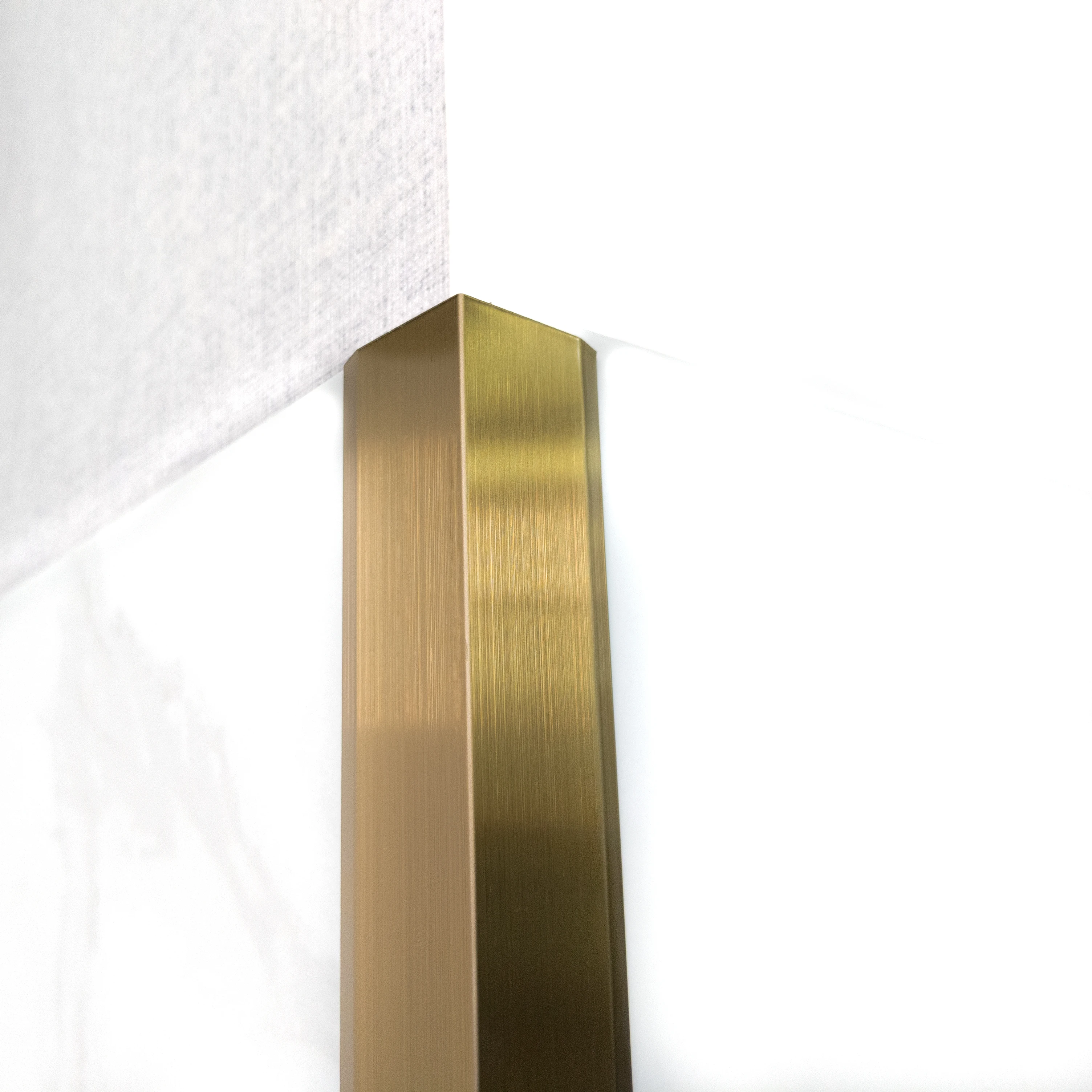 Customized 20MM Tile Trim L Shape Tile Accessories Stainless Tile Trim For Wall Decoration