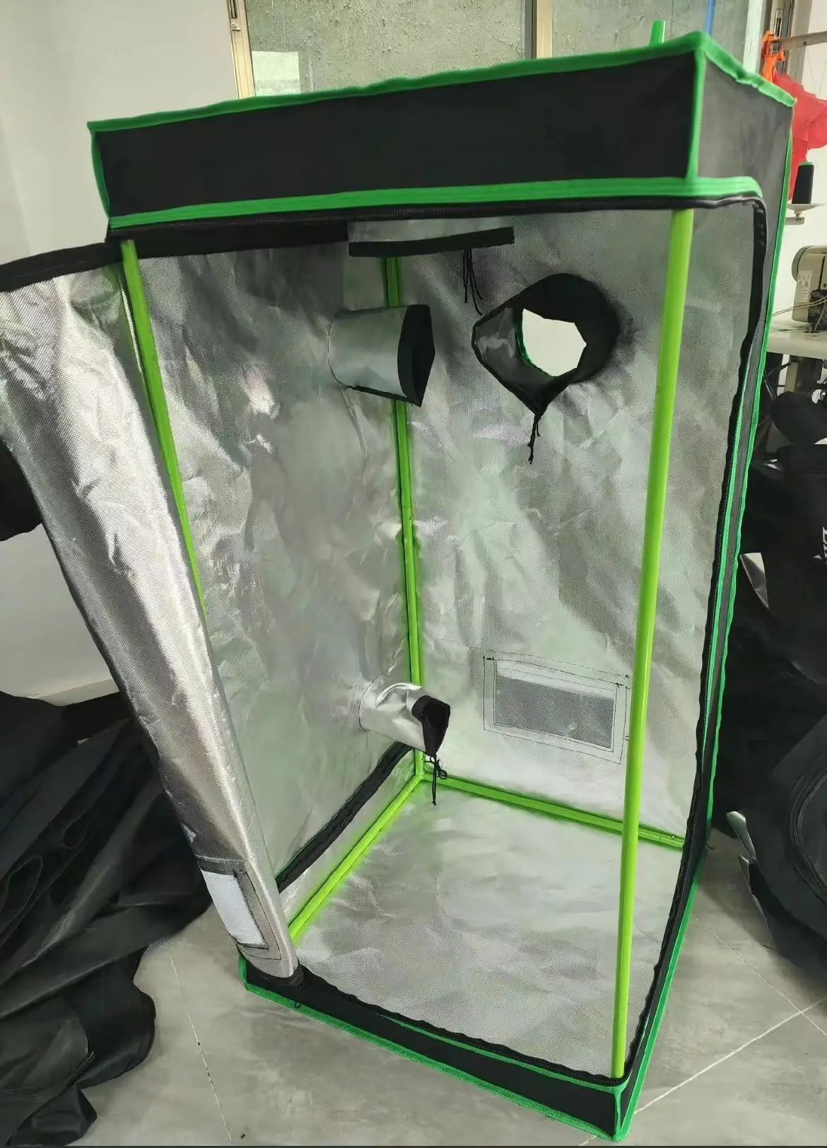 Custom Wholesale 600D 4X4 5X5 8X4 8X8 10X5 10X10 Hydroponic Indoor Grow Tent Complete Kit