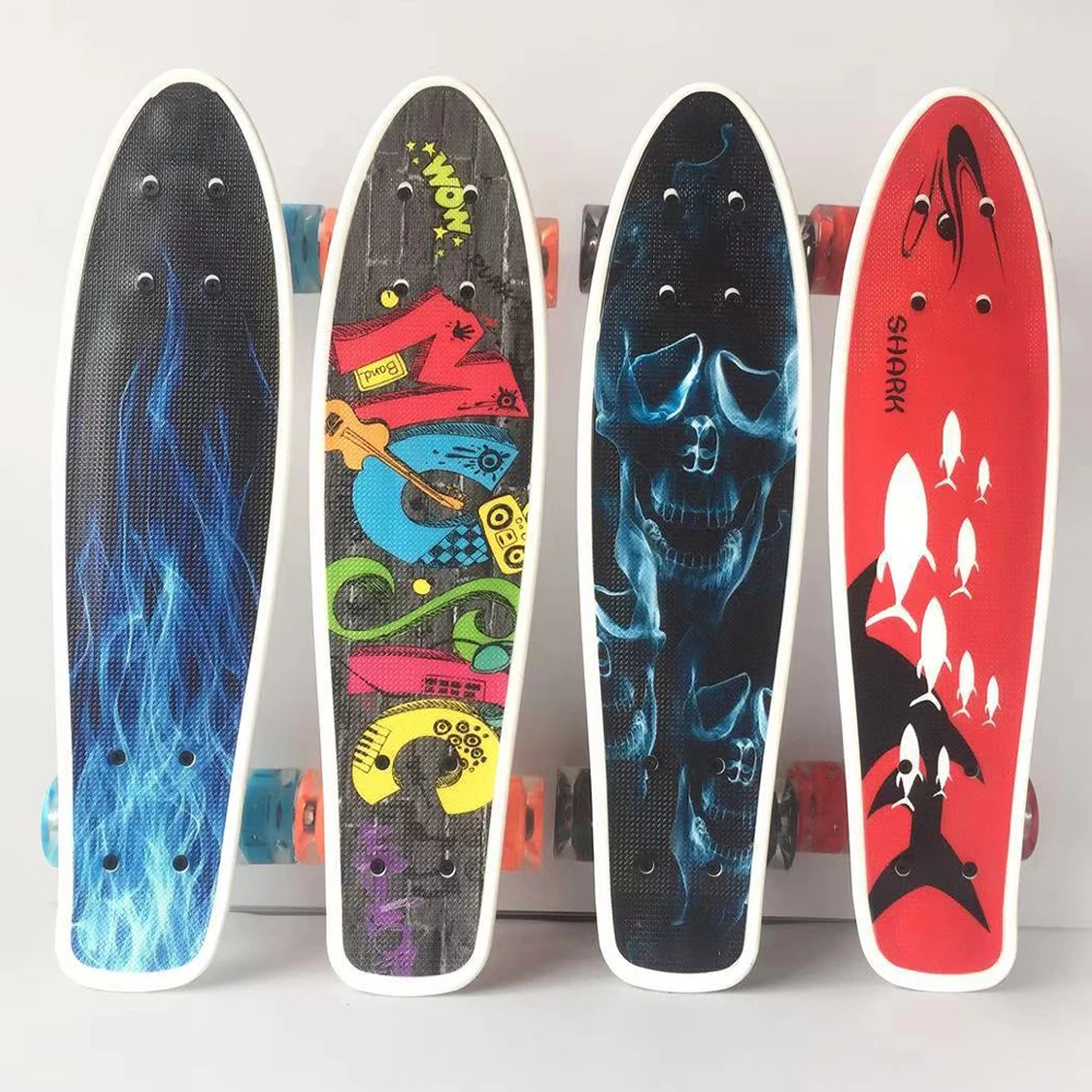 Hot sale 4 wheels plastic deck skateboard from a professional manufacturer