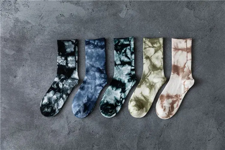 China custom fashion long socks super quality white cotton socks