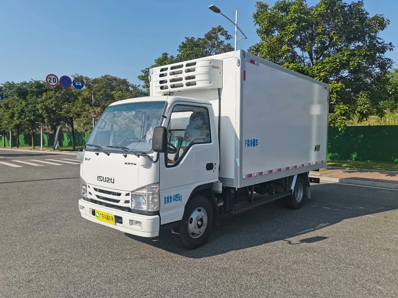 Заводская распродажа Isuzu 100P 2 3 4 тонны новые рефрижераторы длинный дизельный РЕФРИЖЕРАТОРНЫЙ контейнер ручной привод 4x2 Евро 5