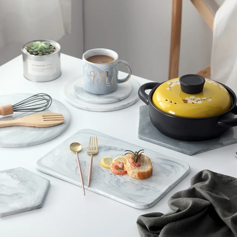 Поднос из натурального мрамора в стиле ретро