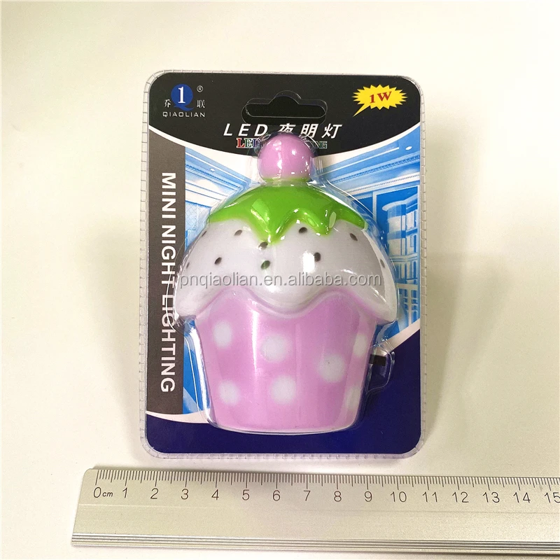 Qiaolian Long Working Cup Cake Design Portable Led Night Light Save Electricity Durable Bedroom Switch Nightlight 1W Mini Light