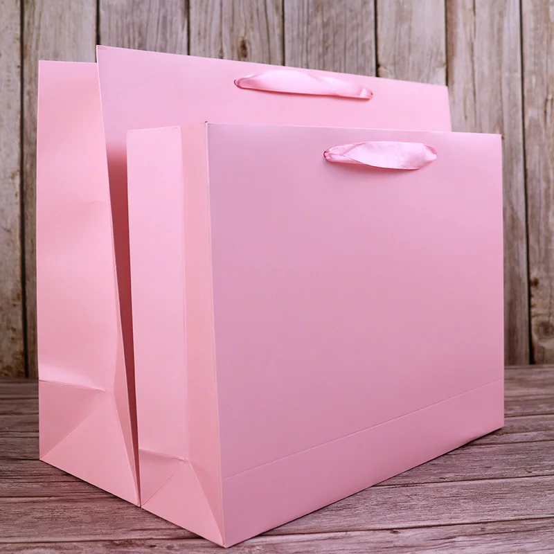 Custom Luxury Black Clothes Store Retail Packaging Bag Gift Carry Bags Boutique Shopping Paper Bags With Your Logo