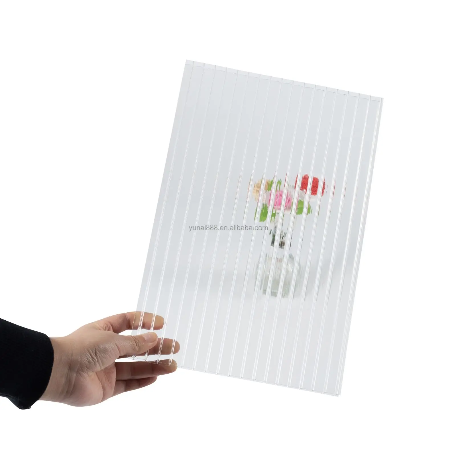 Hot sale UV Coating high impact resistance twin wall polycabronate hollow sheet made in China