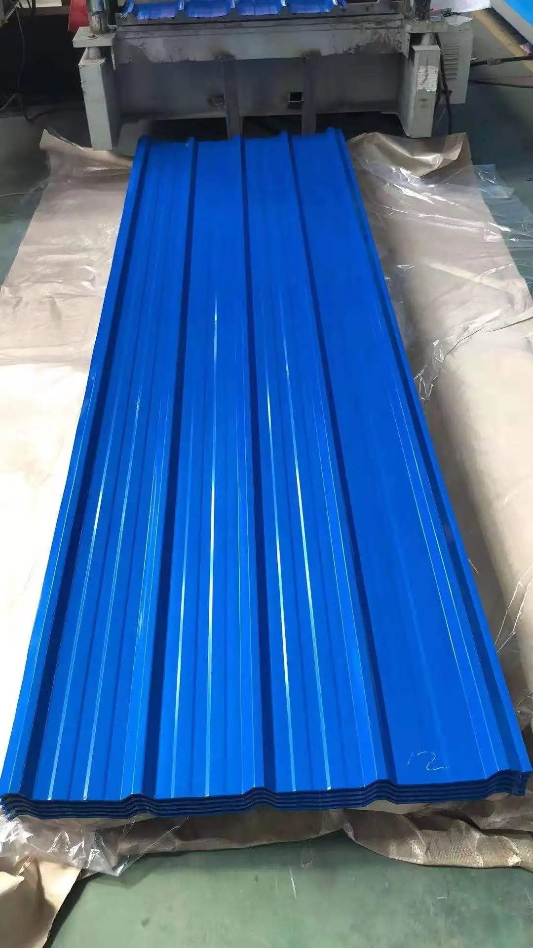 Metal Building Material Galvanized Corrugated Metal Roofing Sheet Prepainted Color Roof Tiles Price