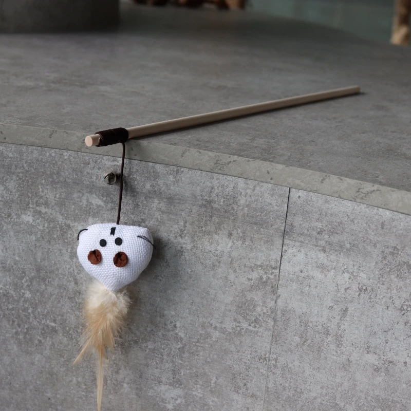 Vietnam Eco-friendly Funny Feather Cat Toy Indoor Wood Pet Teaser Colorful Fairy Stick Interactive Toy for Cats