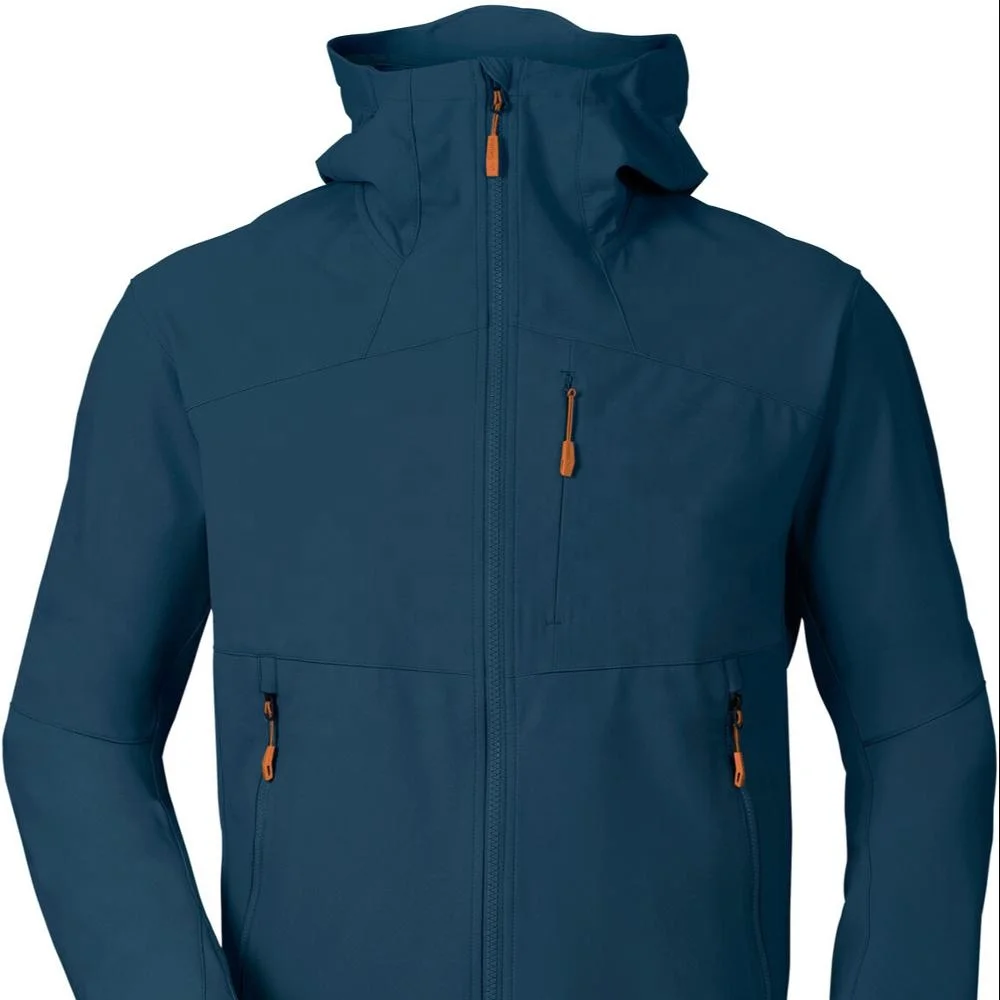 2020 Mountain Hiking Softshell Hooded Jackets Outdoor Windproof Water Resistant Softshell Jacket