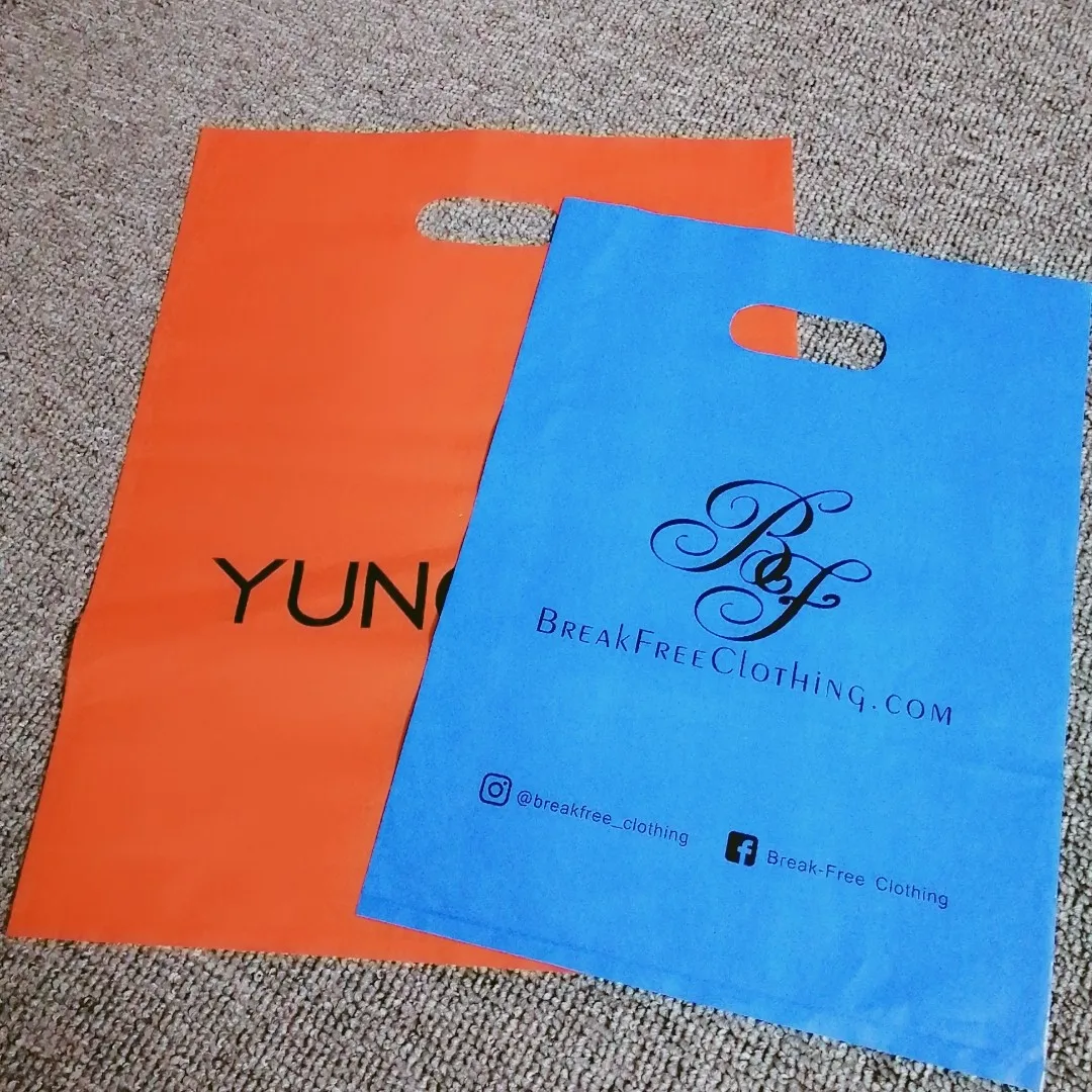 Custom Printed Logo Design LDPE/HDPE handle plastic bag die cut bag shopping bag for clothing/shoe packing