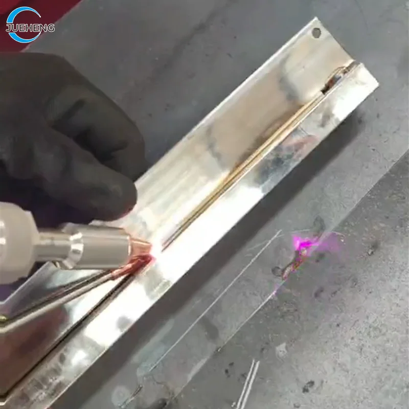 Сварочный лазерный сварочный аппарат 4 в 1 сварщик cleaner 1500w