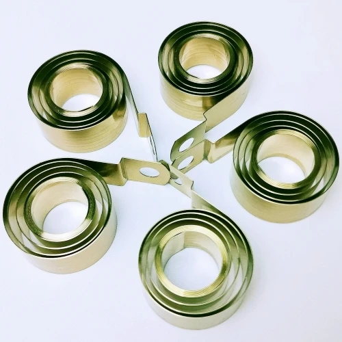 Variable force tobacco cigarette pusher spring