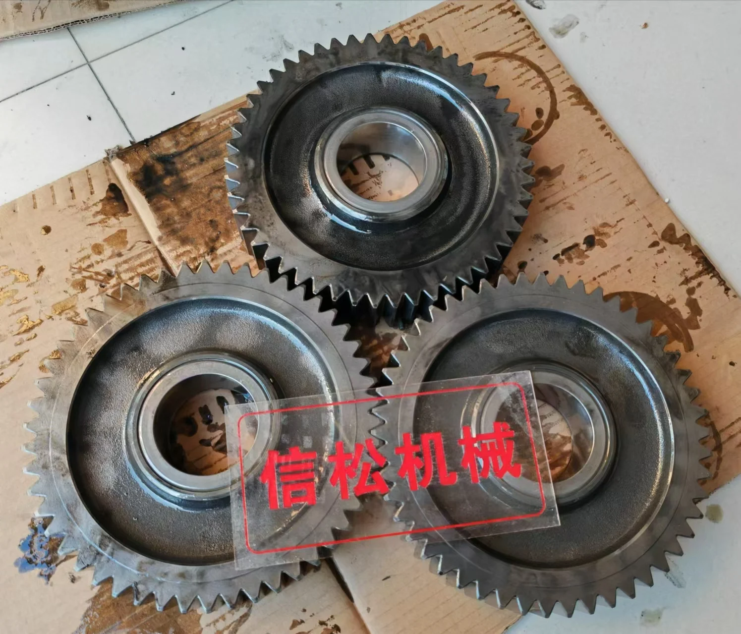 21M-27-11120 PC650-8 ходовой редуктор первичный планетарный