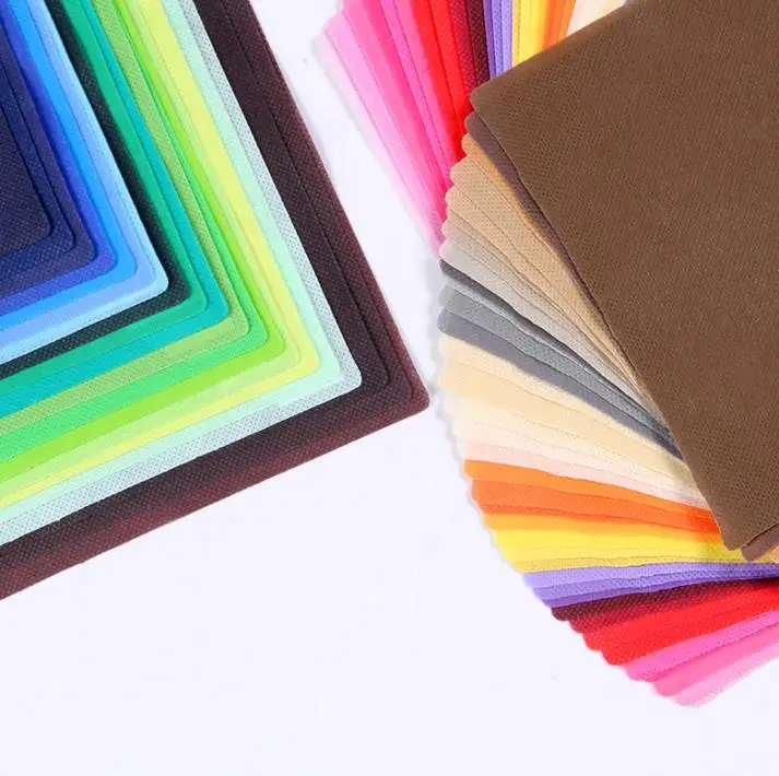 XINYUAN manufacturer direct sales pp nonwoven fabric customized colorful nonwoven for shopping bags and sanitary products