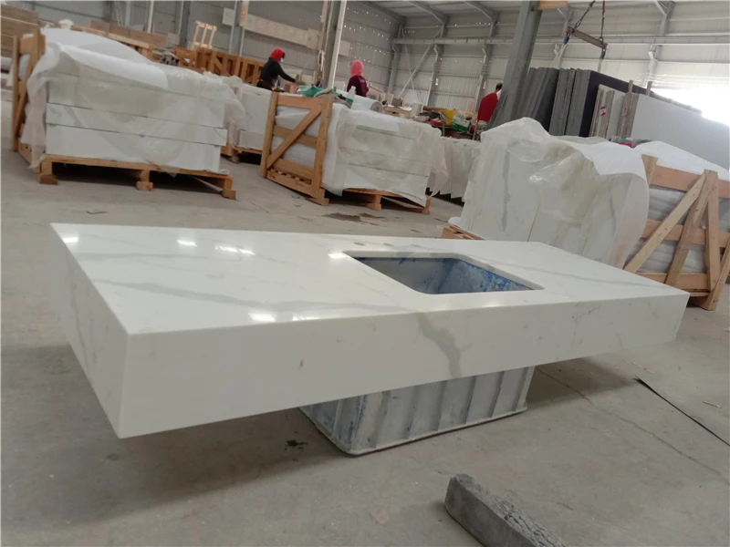TMZ OEM/ODM Quarzo losa предварительно вырезанные кварцевые столешницы Calcatta белые для гостиничных проектов