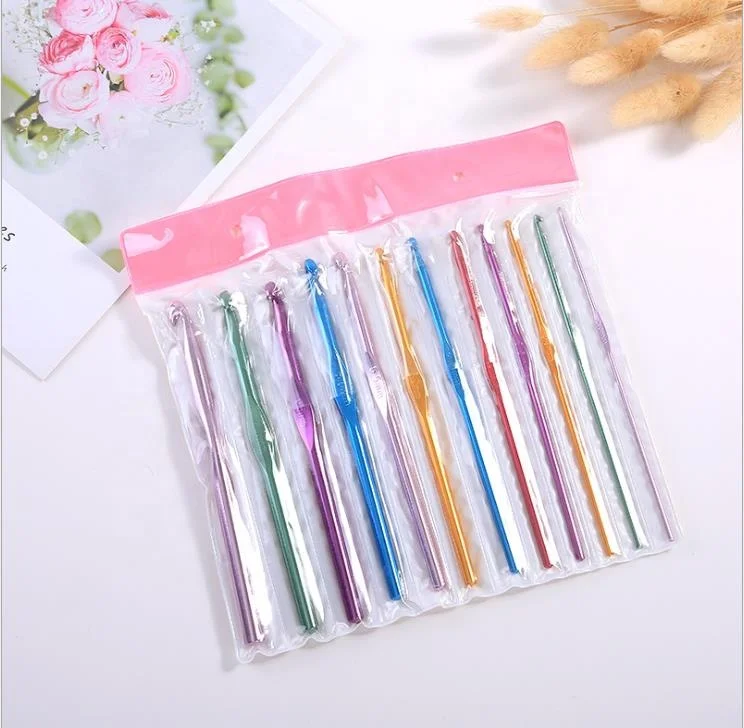 12 PCSMulti-Coloured Aluminum 2mm-10mm Handle Crochet Hooks Knitting Knit Needles Weave Yarn Set