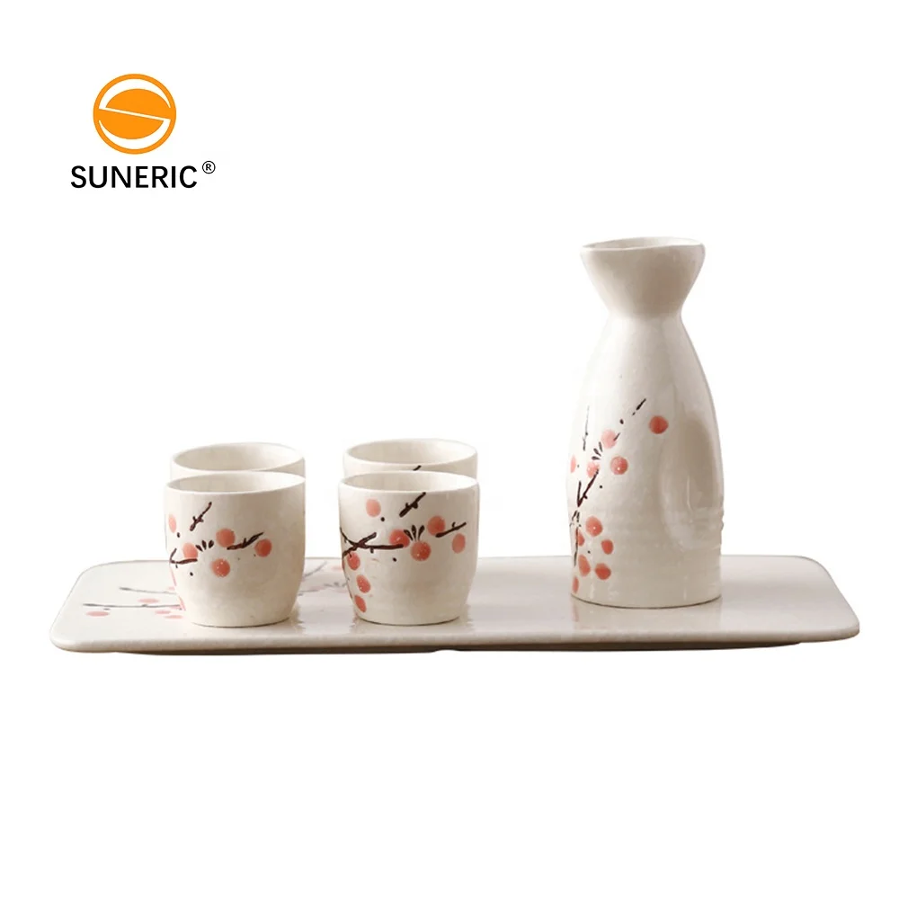 Wholesale Traditional Ceramic Hot Sake Wine Cup Set Saki Pot Luxury Japan Sake Set With Warmer