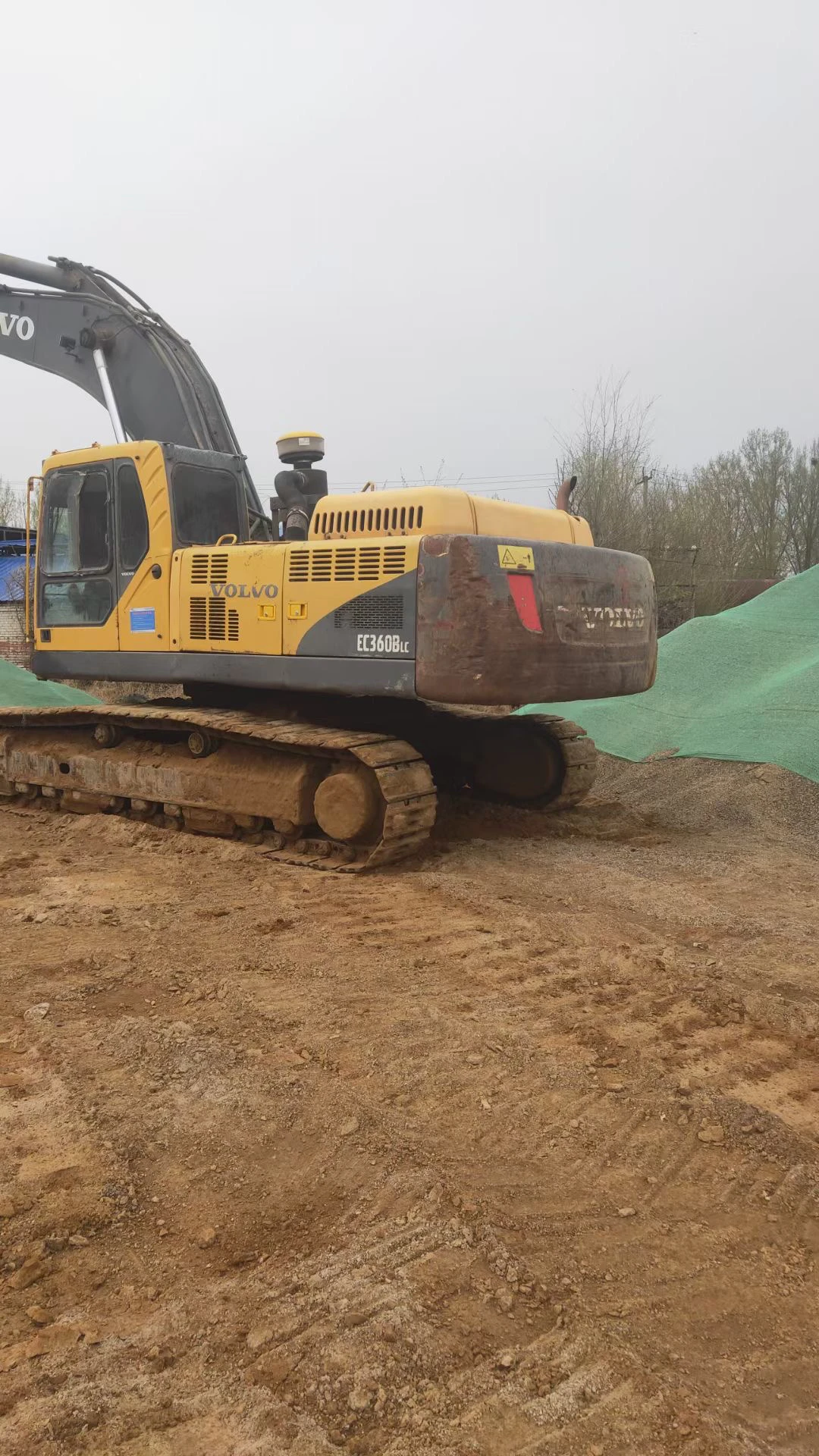 For major construction used machinery sweden excavator Volvoo-360 with high operating efficiency for sale