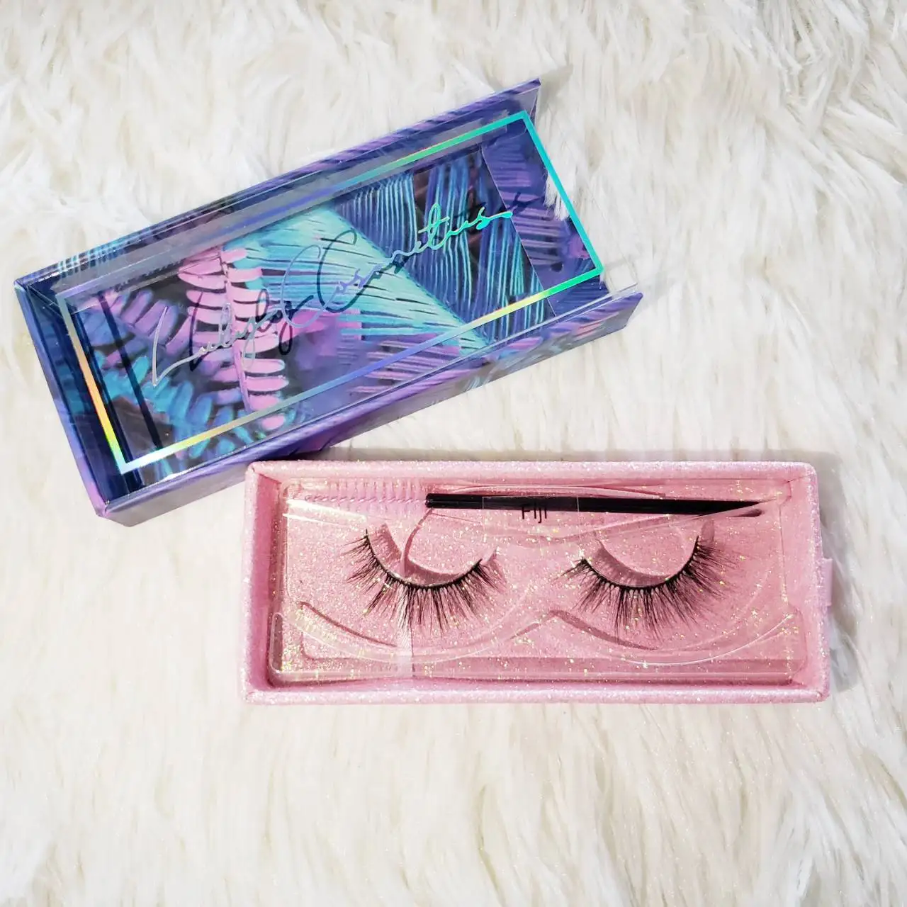 
mink eyelashes wholesale 3d mink fur lashes private label eyelash vendor customized packaging box 