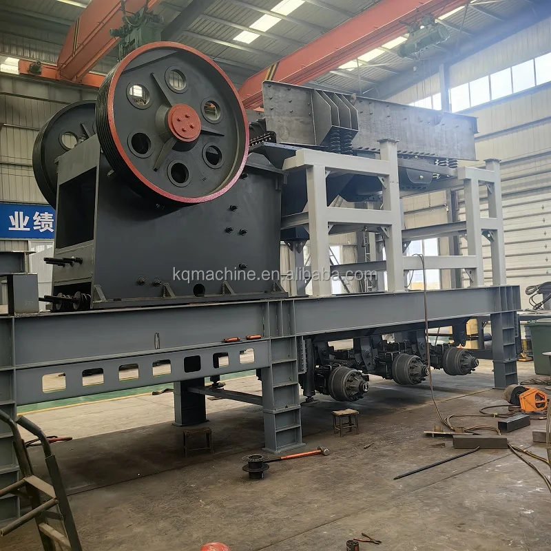 Zhengzhou Factory Discount Price Mobile Jaw Crusher with Tires Mobile Stone Crushing Machine