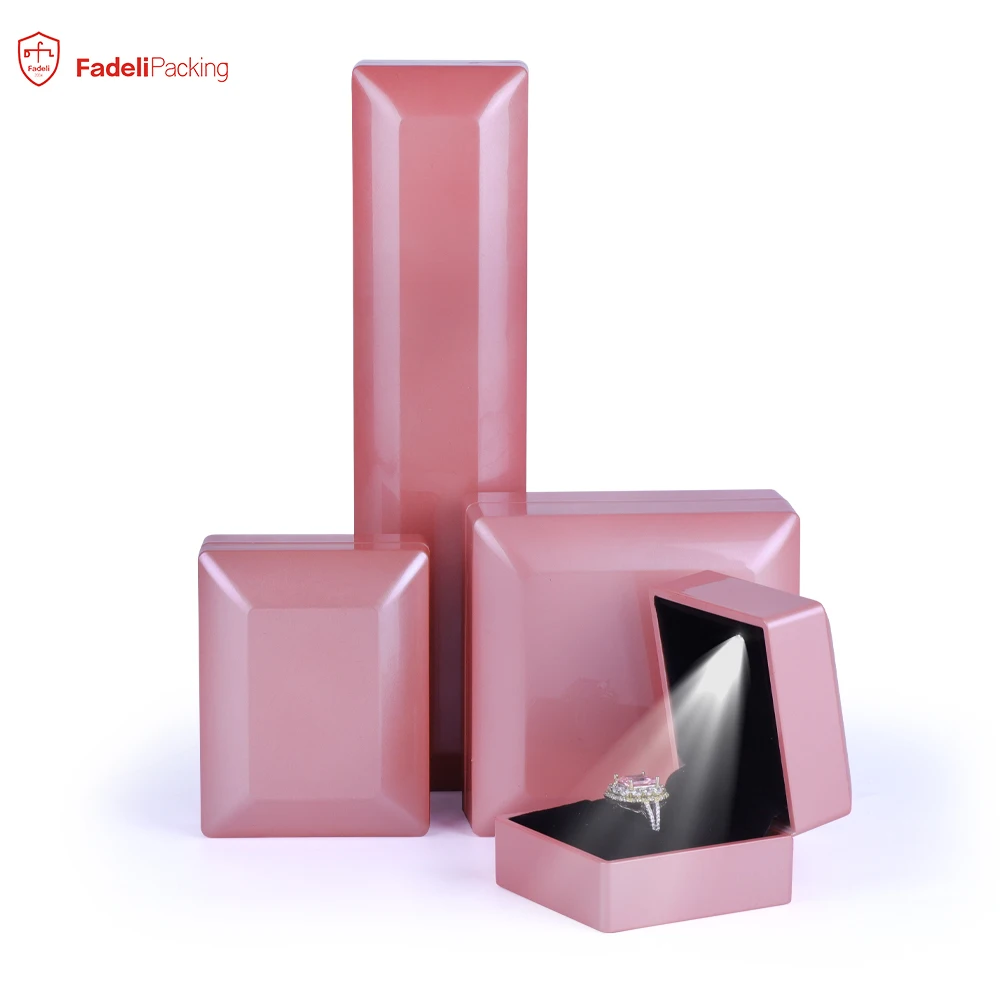 Luxury led light jewelry packaging box custom logo high quality ring packing jewelry boxes led light boxes factory wholesale
