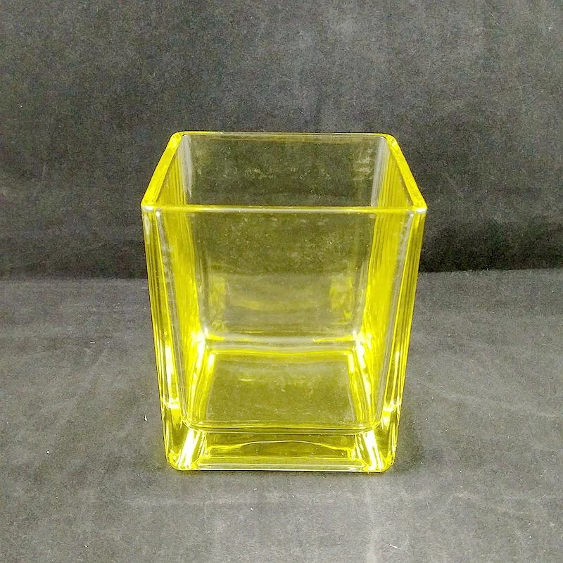 Supply New Stocked Square Glass Cube/Cube Glass Candle Holder/Cube Glass Tealight Holder for Xmas Holiday Indoor Decoration