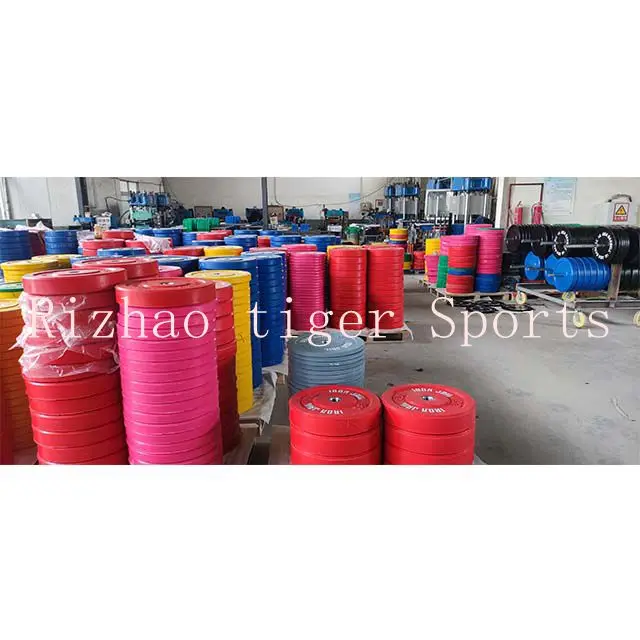 Black rubber bumper weight plate