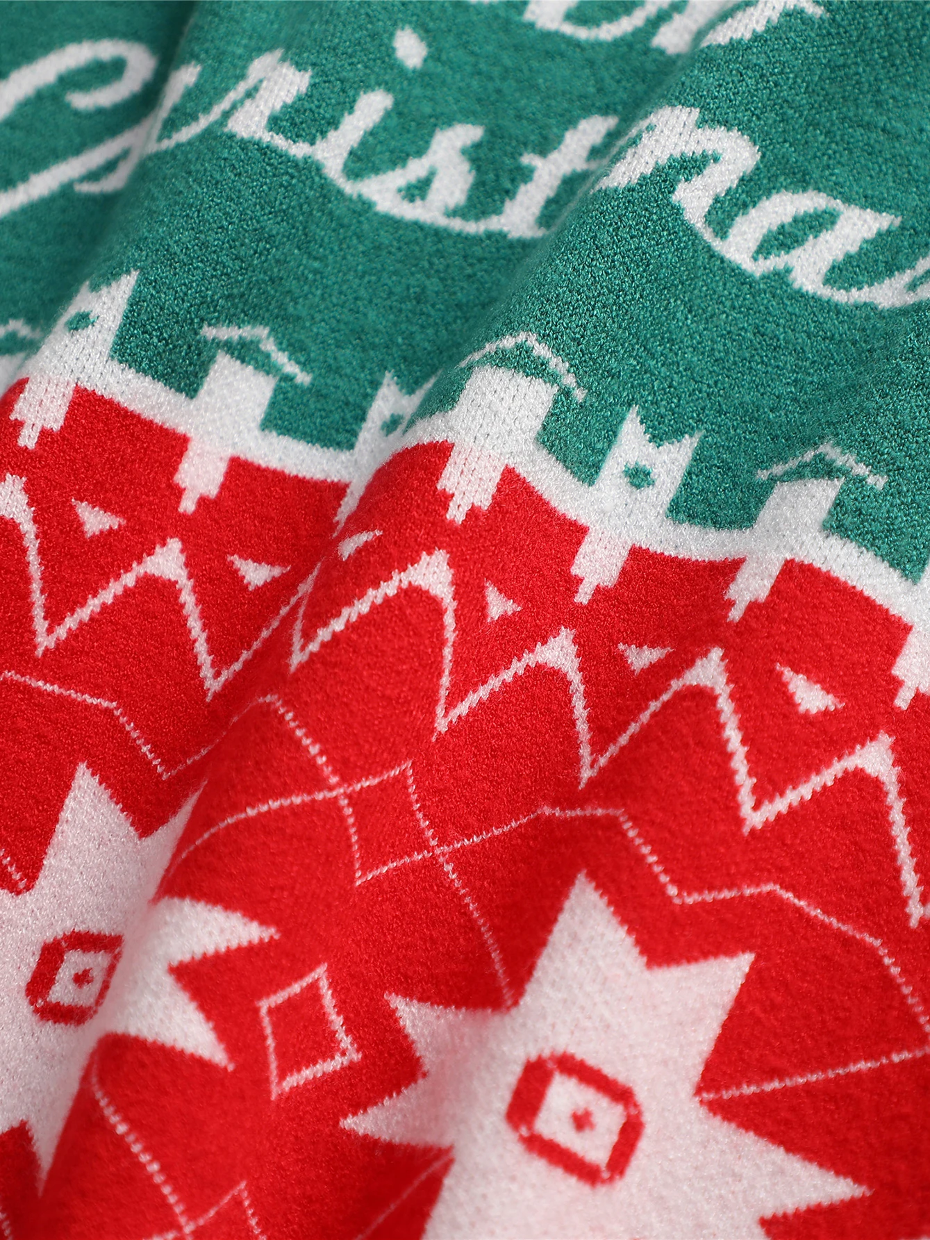 manufacturer OEM  Merry Christmas jacquard knitted sweater snowflakes long sleeves cable pullover