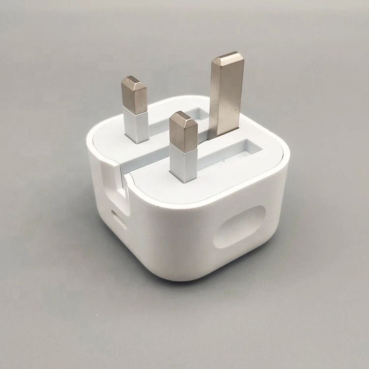 Fashion Fast chargers 12v 3 pin 18w 20w usb-c power battery charger for mobile phone charger