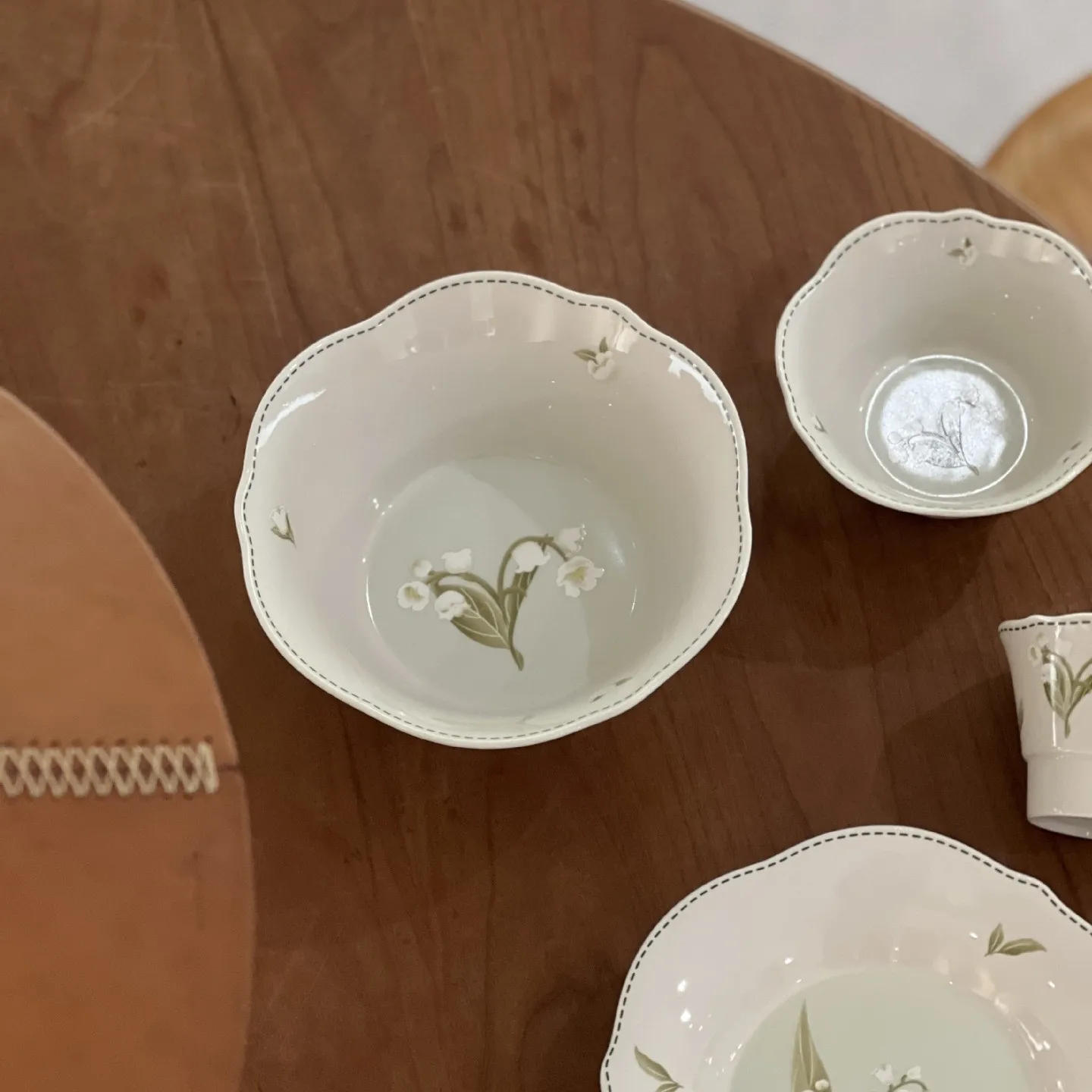 Solhui Ceramic tableware microwave bowl small lily of the valley ceramic home plates