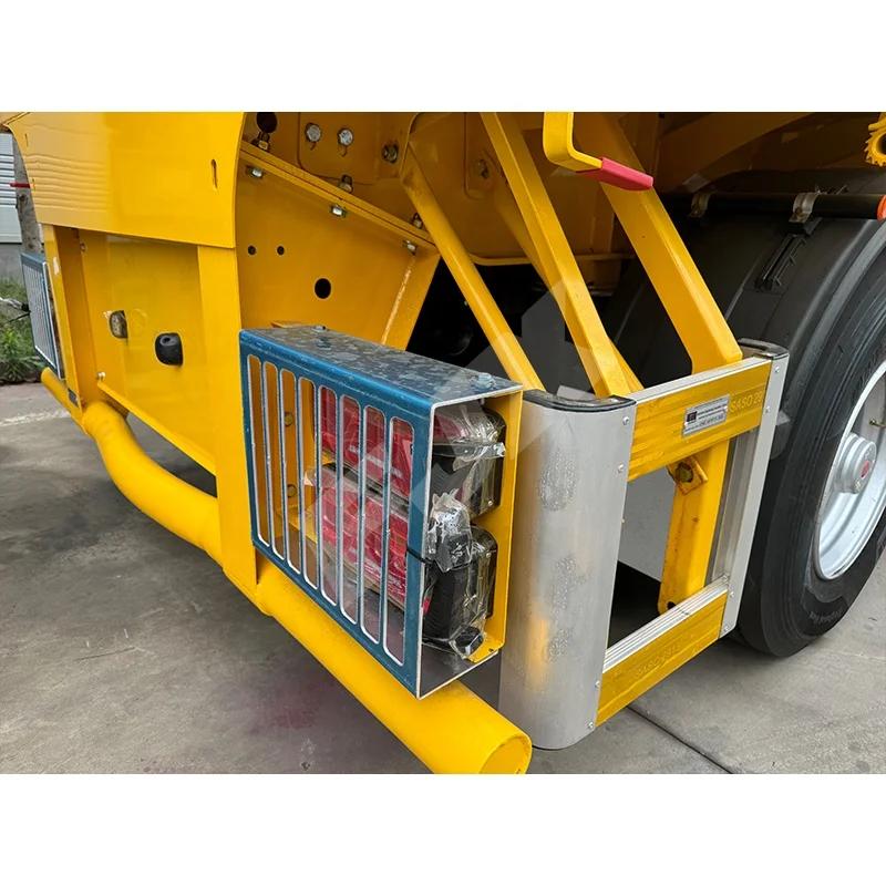 The fine quality 3 Axle 60ton Flatbed/Platform Semitrailer for 20 FT/40FT/45FT Container and Heavy Duty Cargo Transport for Sale