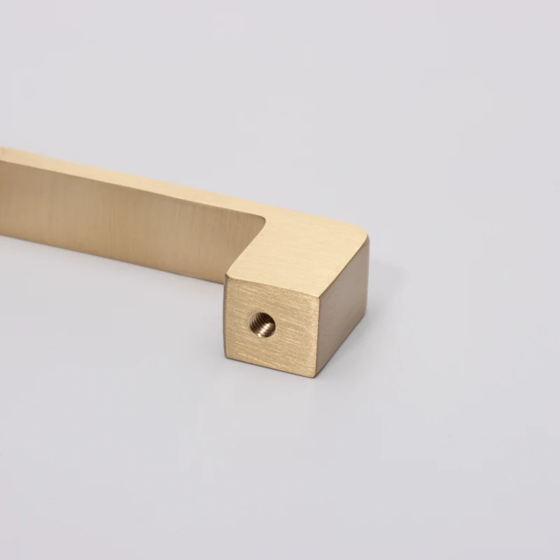 Qiansi HK0078 Factory Direct Selling Modern Furniture Kitchen Cabinet handles Luxury Brass Drawer Knob and Pull