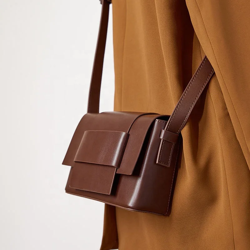 2024 New Crossbody Bag Neutral Soft Skin Woven Small Square Bag Luxury Designer Women Ladies Brands One Shoulder Bag