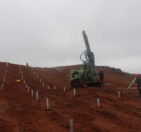 Photovoltaic hydraulic screw ground Solar blast hole pile driver drilling rigs machine mine drilling rig