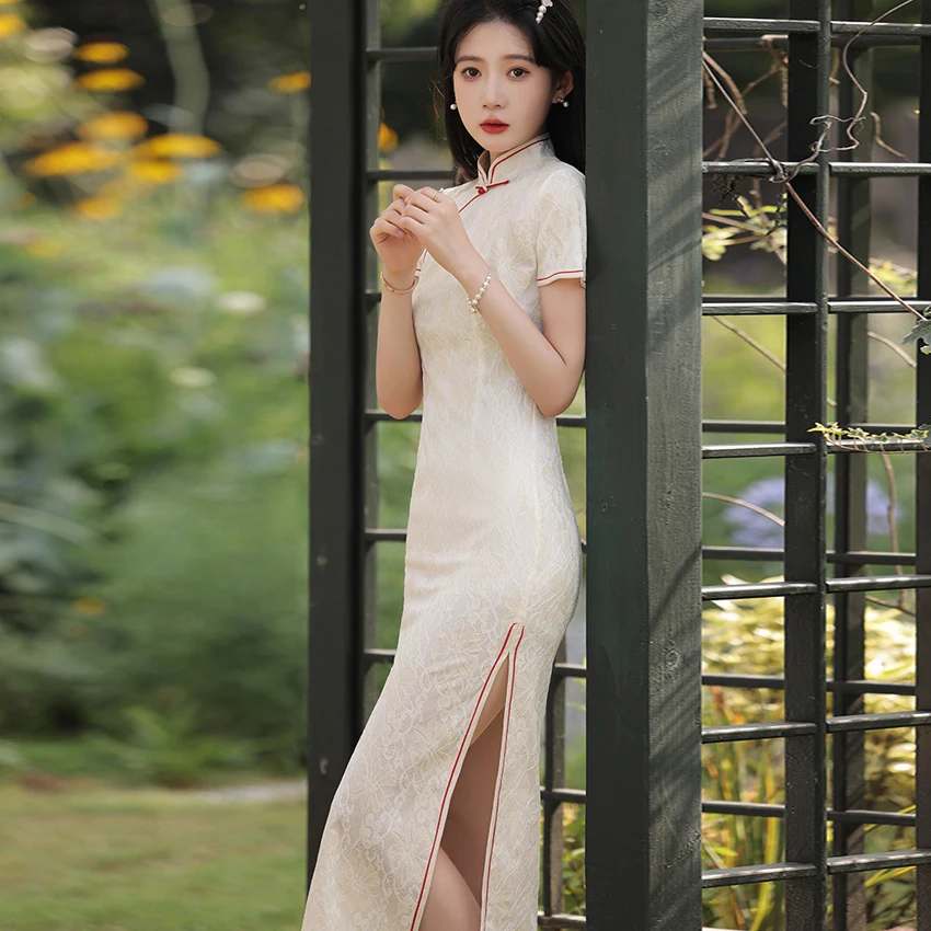 Long high-end cheongsam dress with Chinese style thick wedding beautiful lace for dress women party lace irregular dress