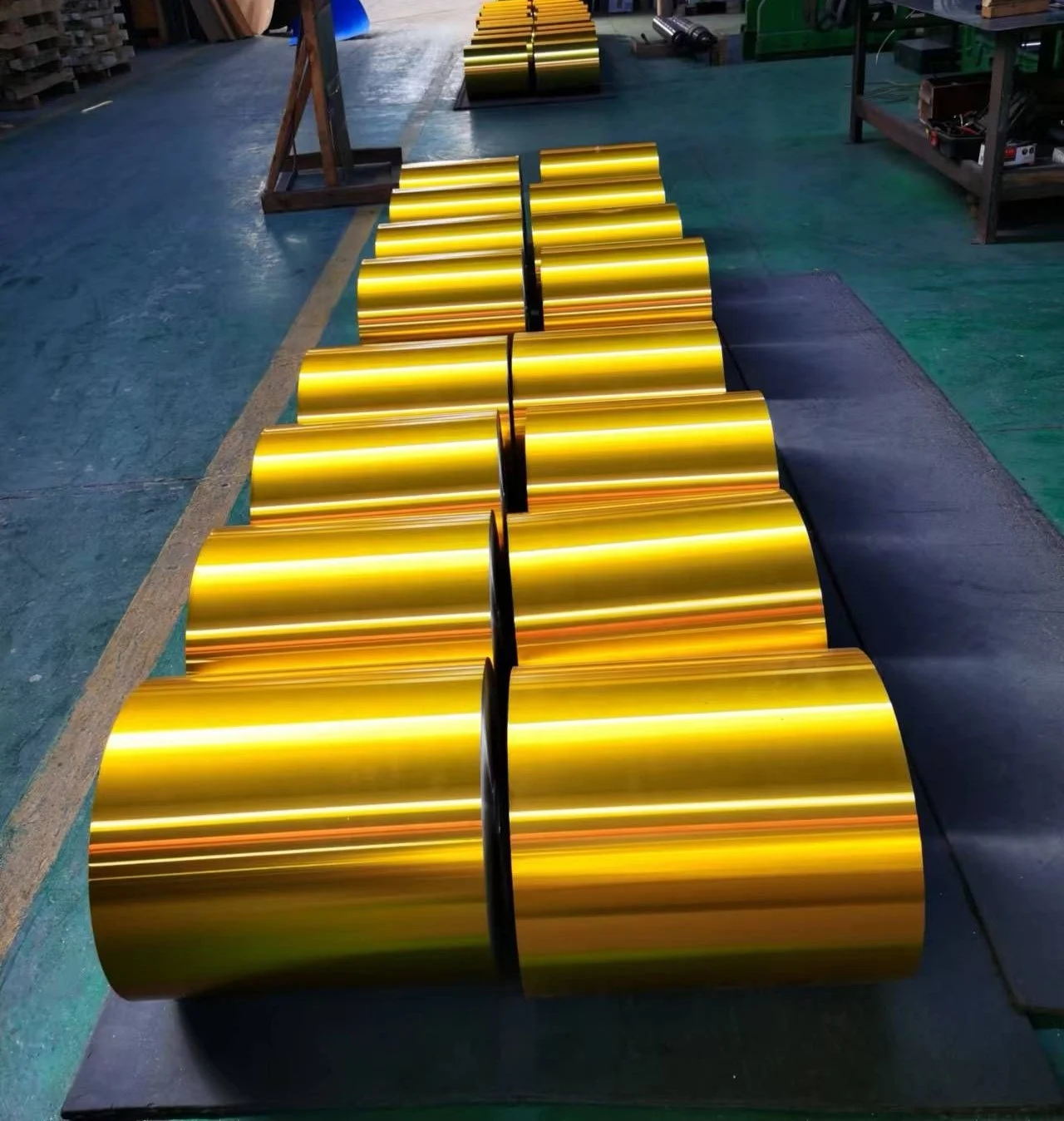 China Hydrophilic Aluminum Foil Manufacturer Jumbo Roll Aluminum Foil Gold