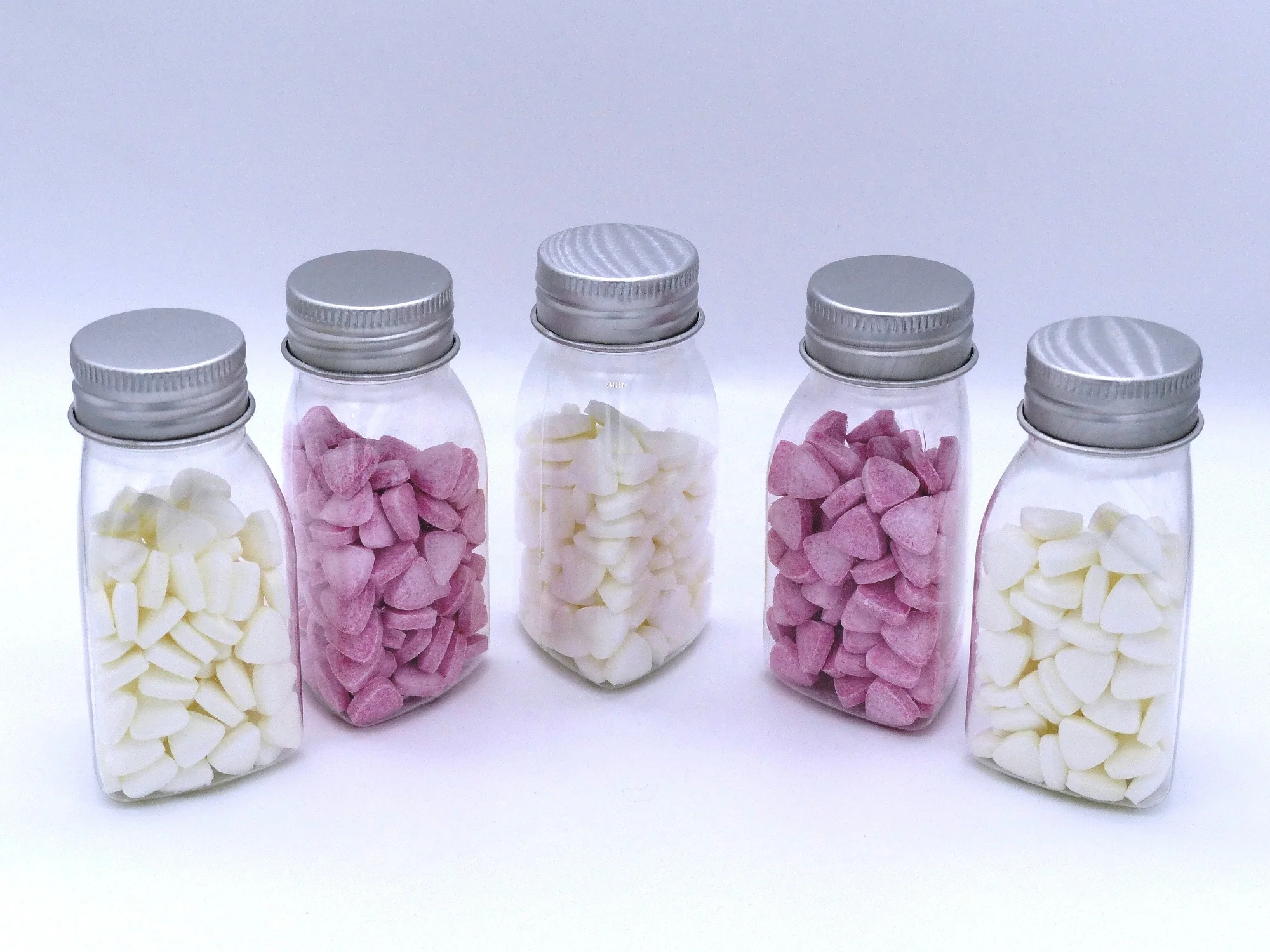 Triangle-Shaped Hard Candy Calorie-Free Stevia Sugar Sweet and Fruity Flavors Kosher Certified Bulk Packaging