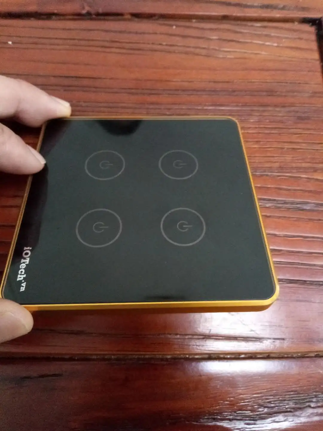 UK Socket 1gang 13A Switched Frame