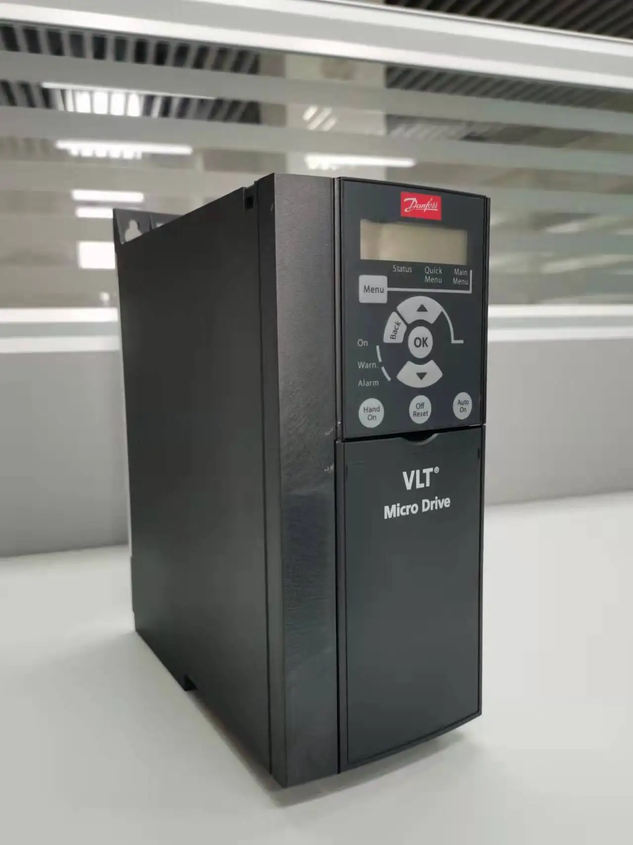 Оригинальный привод Danfoss FC51 FC301 FC302 VFD VLT Частотные инверторы