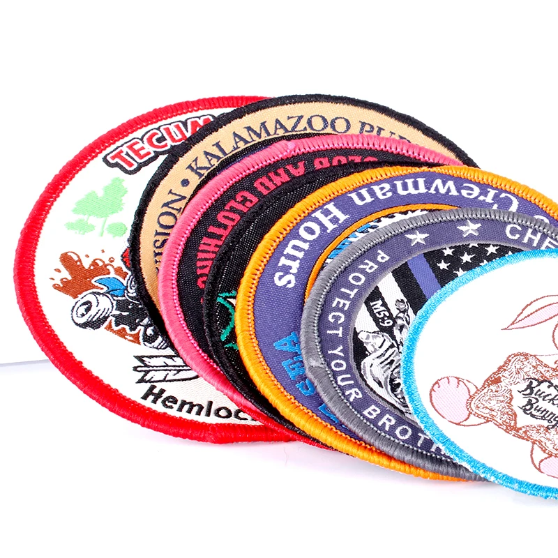 Verified Factory Wholesale Custom Brand Logo Black Merrow Border Machine Woven Patches Stick Sew on for Jacket Clothing