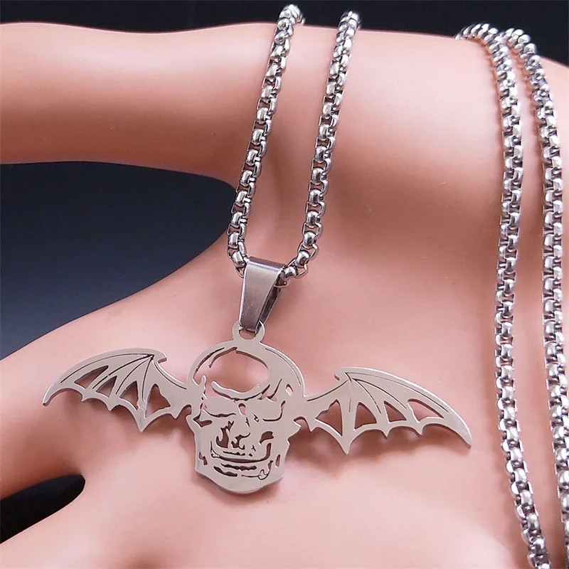 Gothic Vampire Bat Skull Wings Necklace Pendant Stainless Steel Chain Animal Skeleton Pendant Necklace Jewelry Gothique Collar