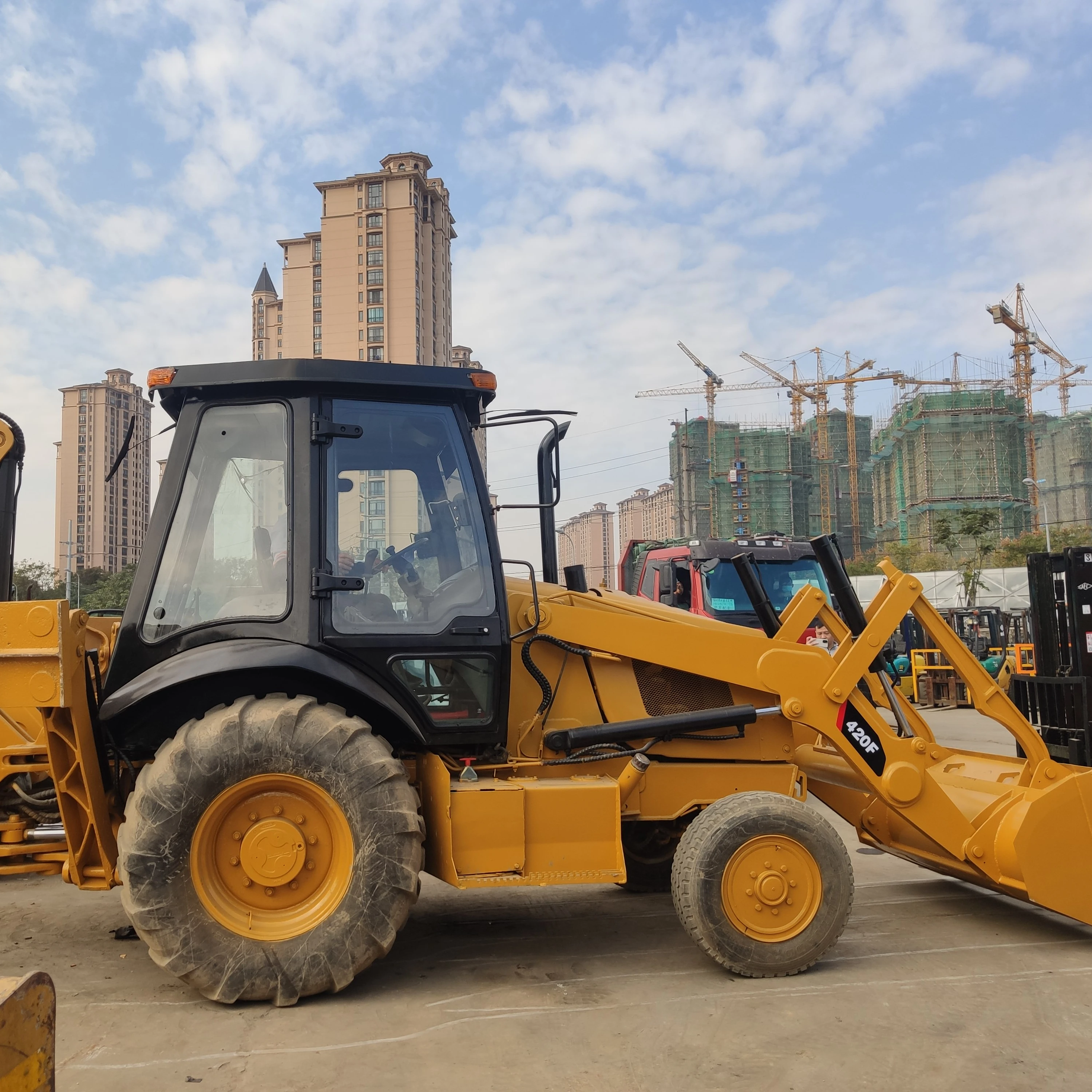 used caterpillar 420F backhoe loader for sale