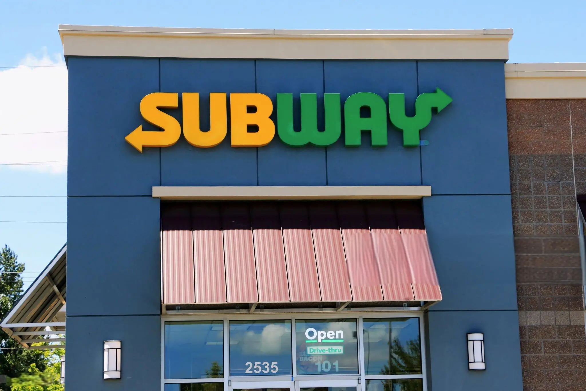 Custom Outdoor LED Light box for Store Advertising Subway 3D Light Acrylic Letter Electronic Signage