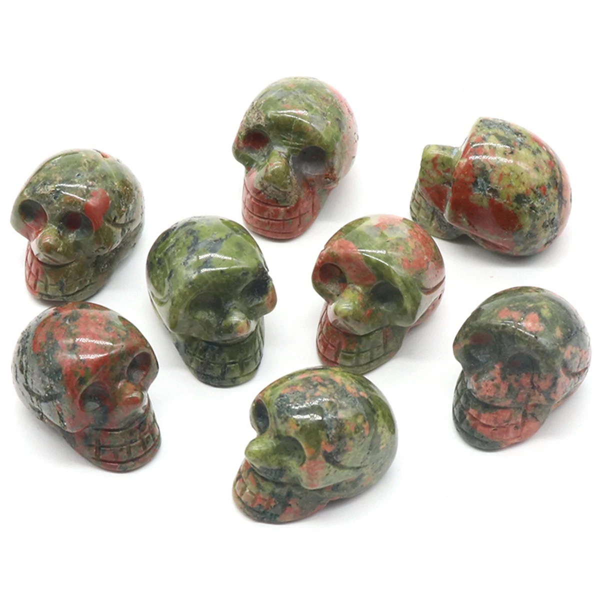 Natural Crystal Carving Dragon Blood Stone Small Size Skulls Fengshui Gemstone Crystal Crafts for Decoration Gifts